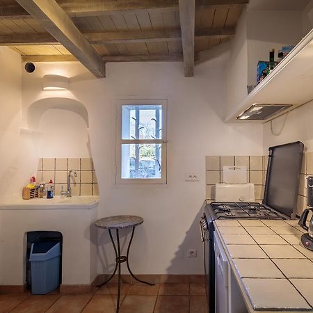 La Maison des Roches Gordes Extérieur photo