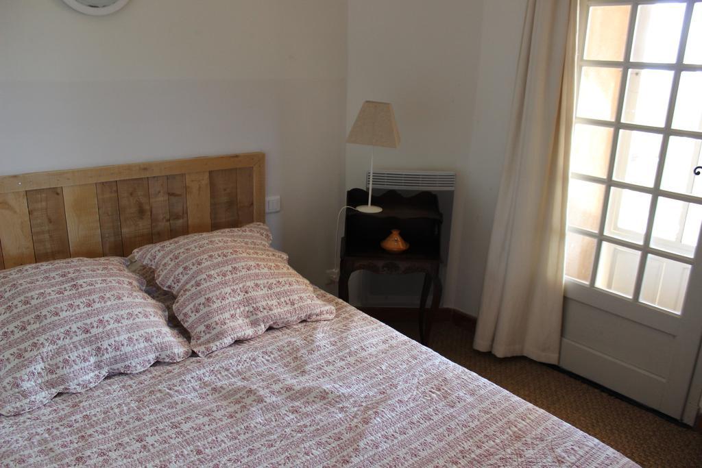 La Maison des Roches Gordes Chambre photo